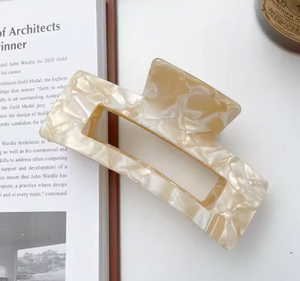 The Astrid Clip The Astrid Clip