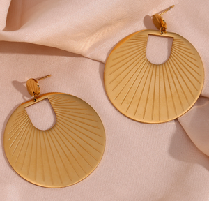 The Charmaine Earring The Charmaine Earring