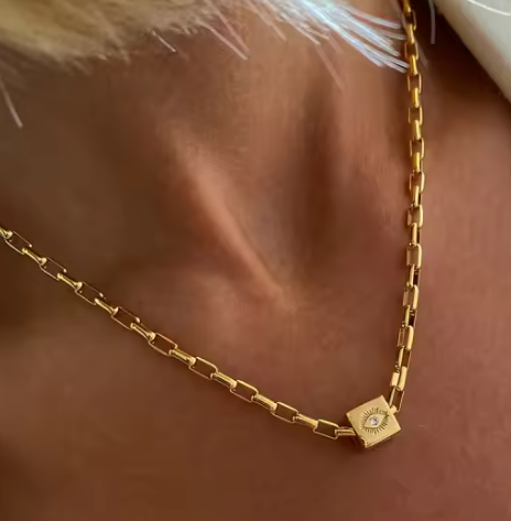 The Emberly Necklace